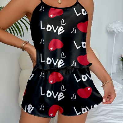 Aşk Temalı Kalp Desenli Siyah Saten Şortlu Gecelik Takım Siyah