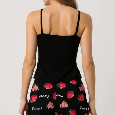 Çilek Baskılı Siyah Askılı Şortlu Pijama Takımı Siyah